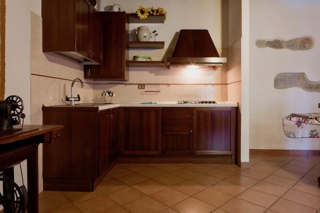 Agriturismo Lo Strettoio Castelnuovo Berardenga Exterior foto